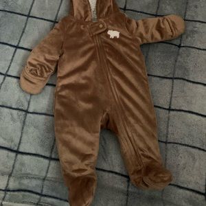 🍒 3/$20 🍒 Like-new Carter’s pram suit, 0-3 Months